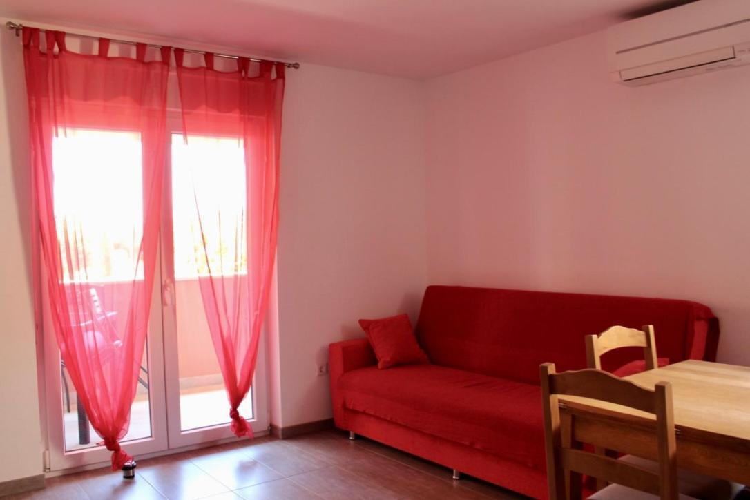 Filipovic Apartmani Медулин Екстериор снимка