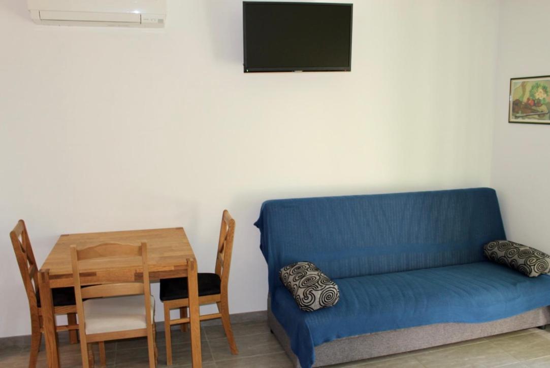 Filipovic Apartmani Медулин Екстериор снимка