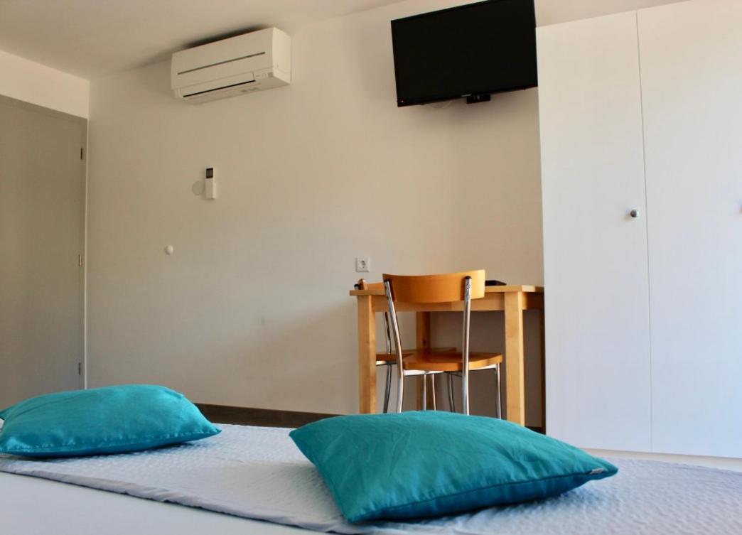 Filipovic Apartmani Медулин Екстериор снимка