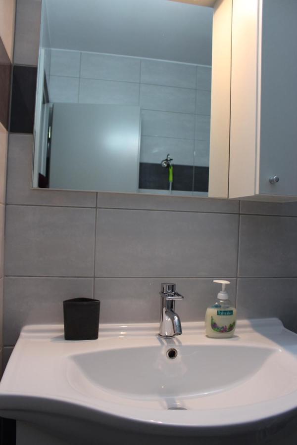 Filipovic Apartmani Медулин Екстериор снимка