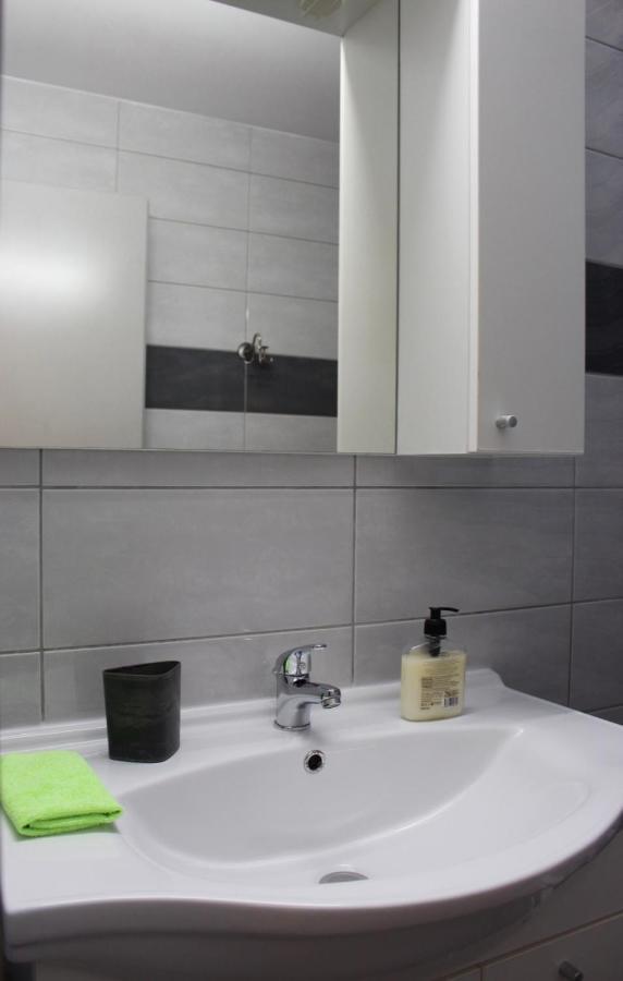 Filipovic Apartmani Медулин Екстериор снимка